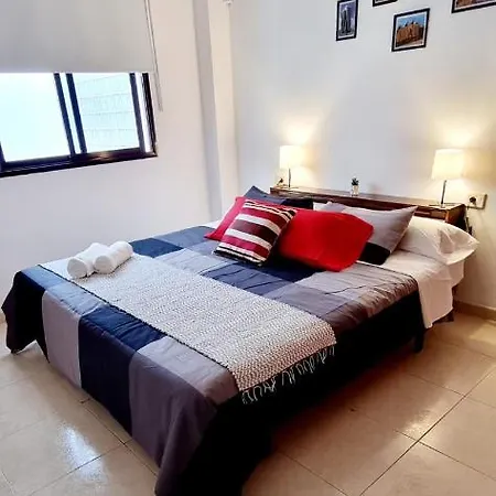Πανσιόν Almar Wego! -habitaciones Privadas Con Bano Compartido Frente Al Mar - Private In Shared Alcalá la Real