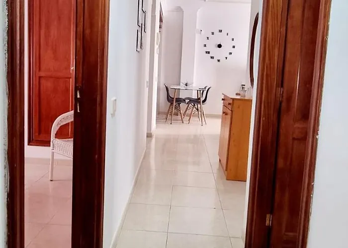 Almar Wego! -habitaciones Privadas Con Bano Compartido Frente Al Mar - Private In Shared Konukevi Alcalá la Real