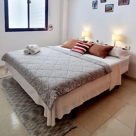 Almar We Go! Privadas En - Private - Pieces Privees - In Shared Guest house