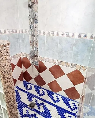 Almar Wego! -habitaciones Privadas Con Bano Compartido Frente Al Mar - Private In Shared Gasthof Alcalá la Real