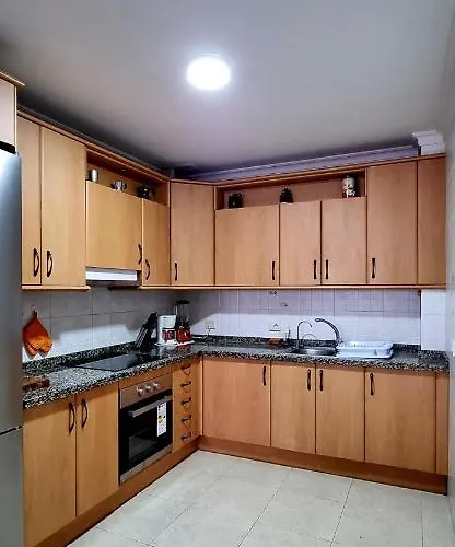 Almar Wego! -habitaciones Privadas Con Bano Compartido Frente Al Mar - Private In Shared Alcalá la Real