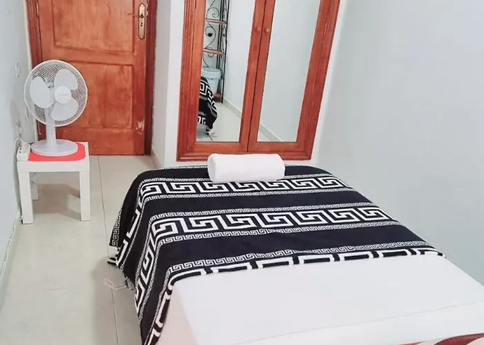 Almar Wego! -habitaciones Privadas Con Bano Compartido Frente Al Mar - Private In Shared Alcalá la Real