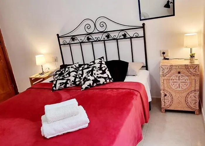 Pensjonat Almar Wego! -habitaciones Privadas Con Bano Compartido Frente Al Mar - Private In Shared Alcalá la Real