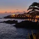 Πανσιόν Almar Wego! -habitaciones Privadas Con Bano Compartido Frente Al Mar - Private In Shared