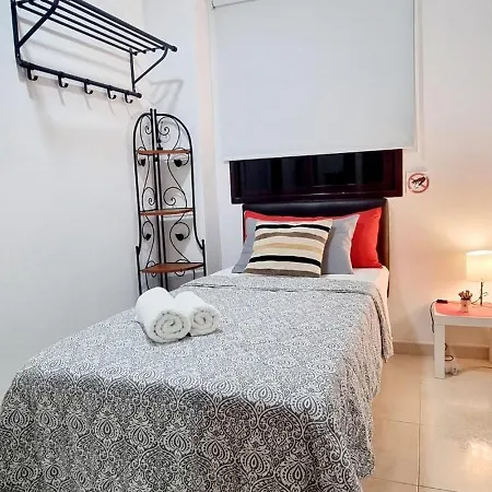 Almar Wego! -habitaciones Privadas Con Bano Compartido Frente Al Mar - Private In Shared *